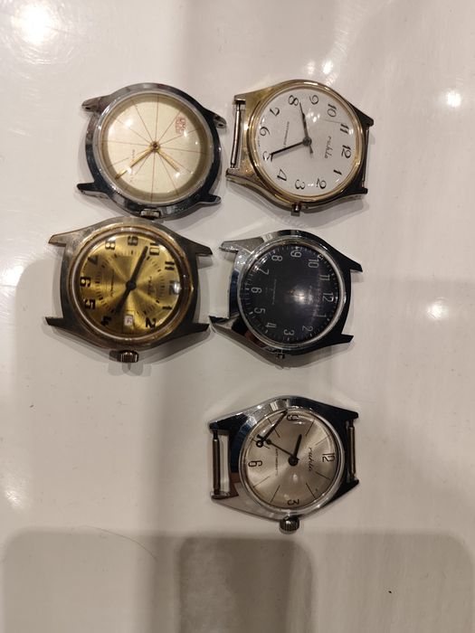 Zestaw zegarków NRD Ruhla, UMF