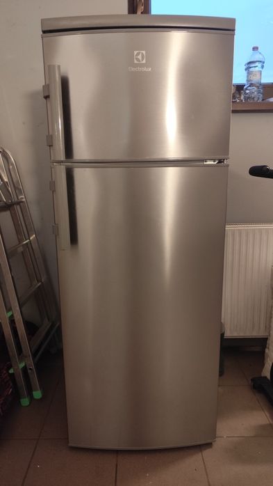 Lodówka Electrolux EJ2302A0X2 używana