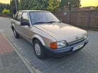 Ford escort mk4 zarejestrowany jeżdzący