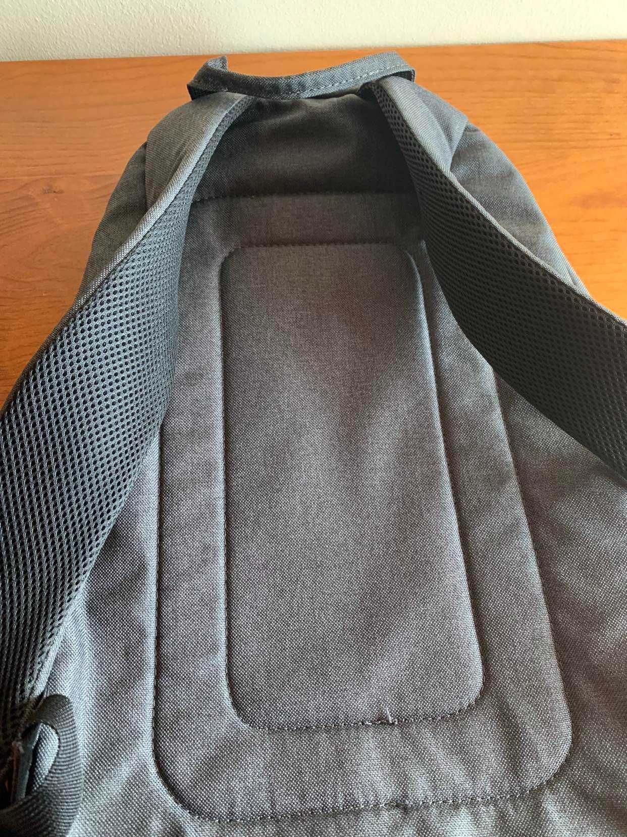 Mochila LENOVO (até 15.6") + Rato MICROSOFT wireless (15€+portes)