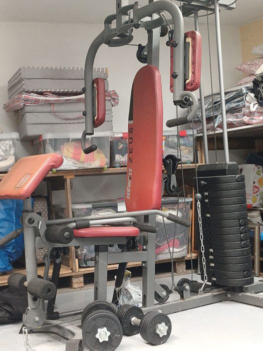 Máquina de Musculação Completa Newfit Zeus + Halteres