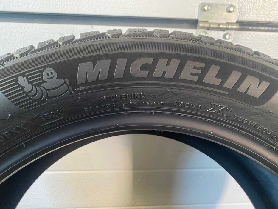 2x 225/50 R.17 98H XL Michelin Pilot Alpin 5 MO zima 2022