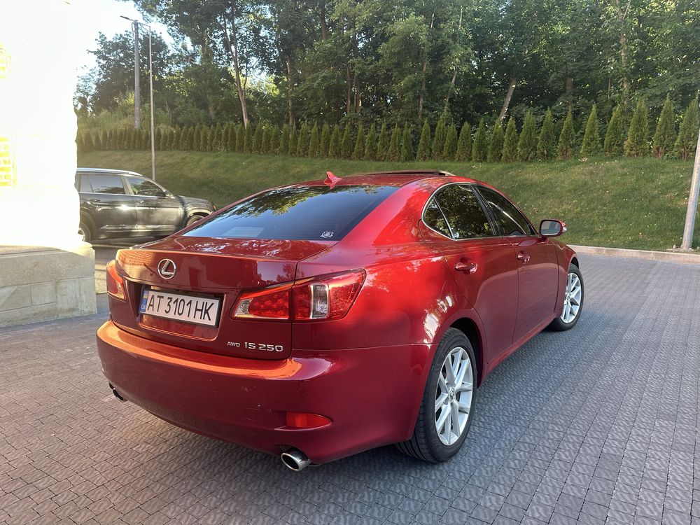 Lexus IS 250 AWD
