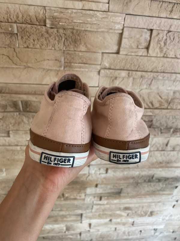 Trampki Tommy Hilfiger pudrowy róż 38 24cm
