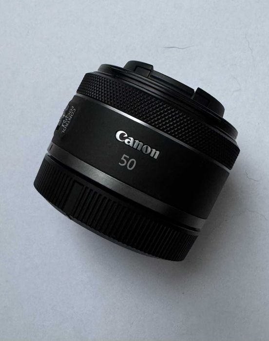 Obiektyw Canon RF 50mm F1.8 STM