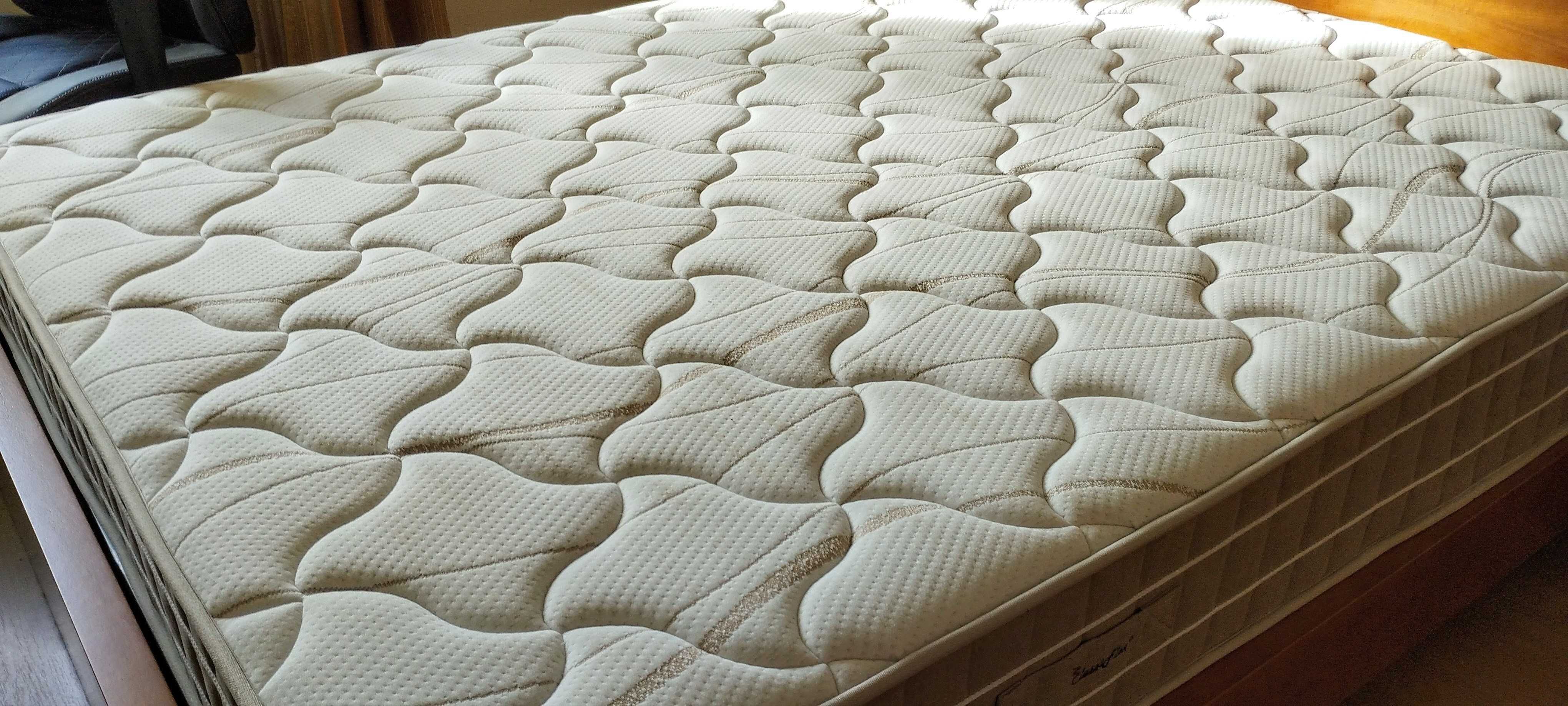 Colchão Classiflex Confort 150x200 – Semi-novo, Super Confortável!