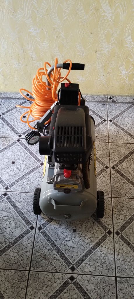 Sprzedam kompresor sprężarka Meec