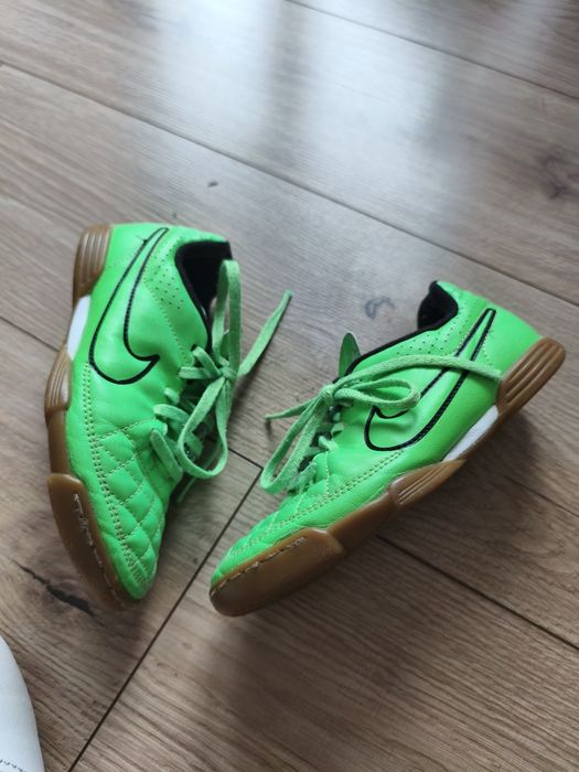 Buty halowe Nike 31,5 cm chłopiec
