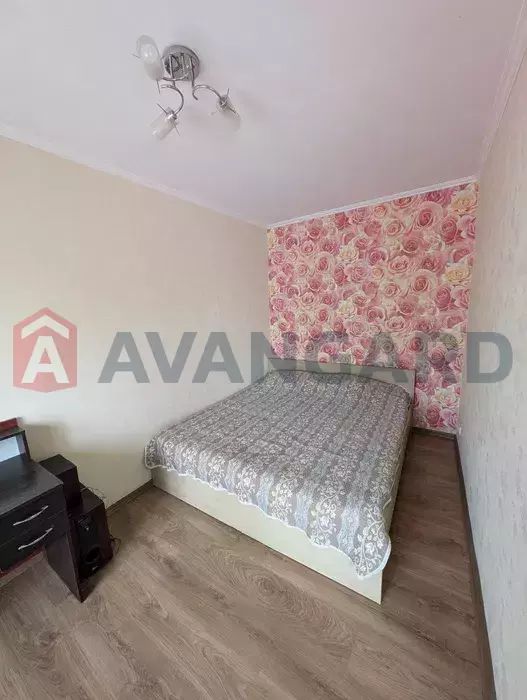 Здається 3-х кімнатна квартира на Черемушках.