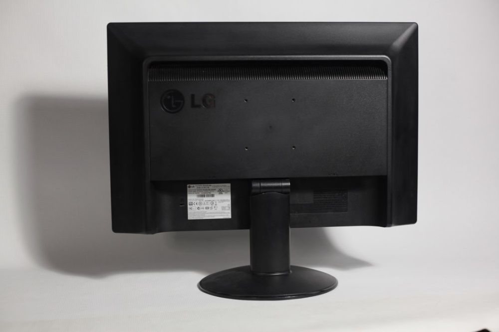 monitor LG Flatron w2234s