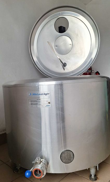 Schładzalnik, chłodnia na mleko 300l