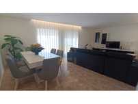 Apartamento T3 com Vista Mar, elevador, Garagem Fechada e Varanda -...