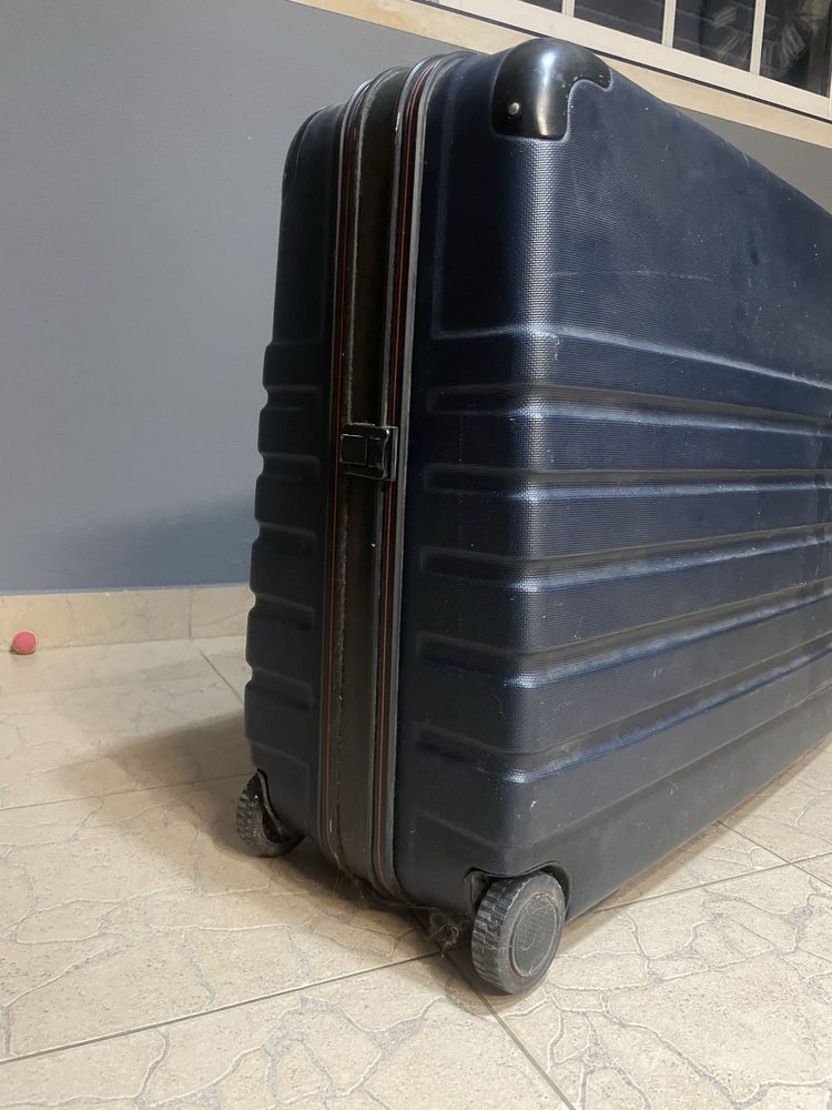 Mala de viagem porão