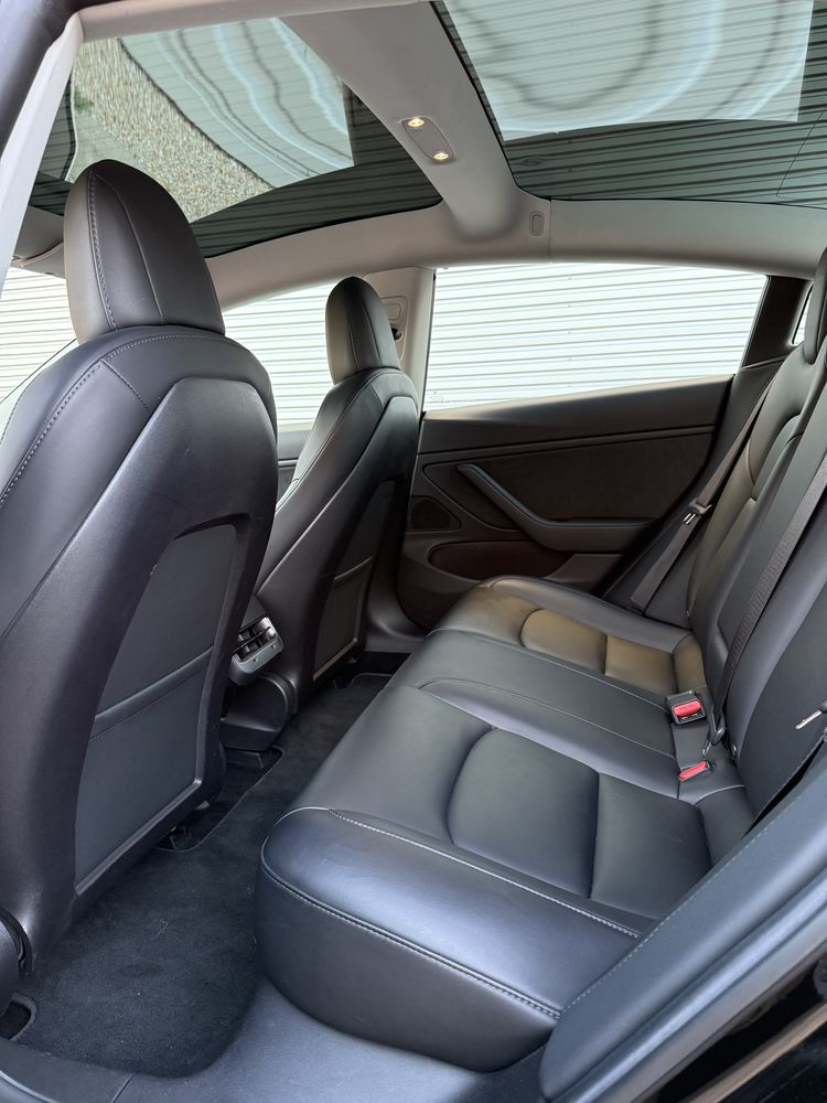 Tesla Model 3 Long Range AWD Dual Motor