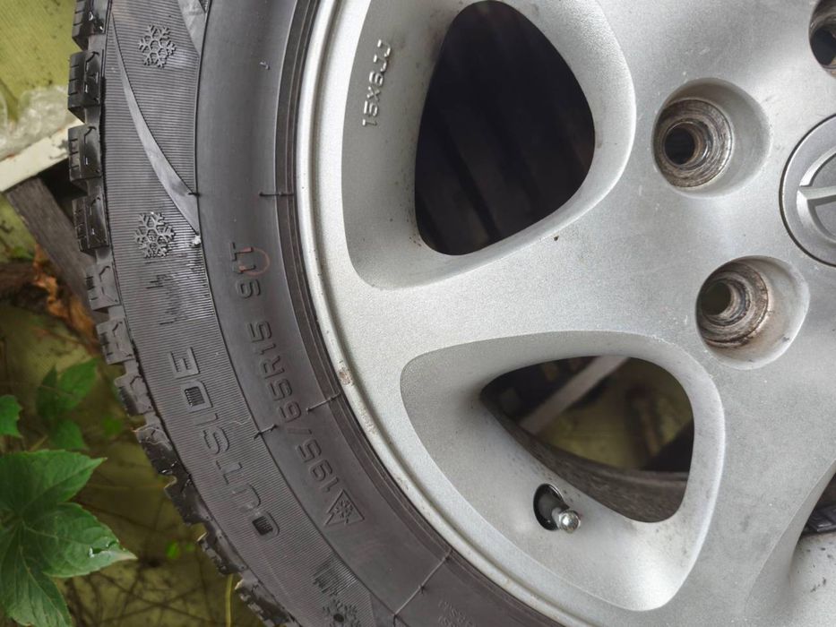 Диски R15 5*114.3 + резина R15 196*65