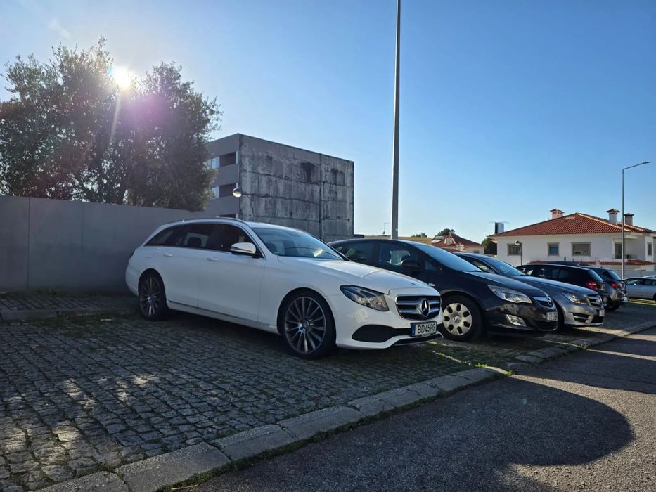 Mercedes-Benz E 200 d T 9G-TRONIC Avantgarde