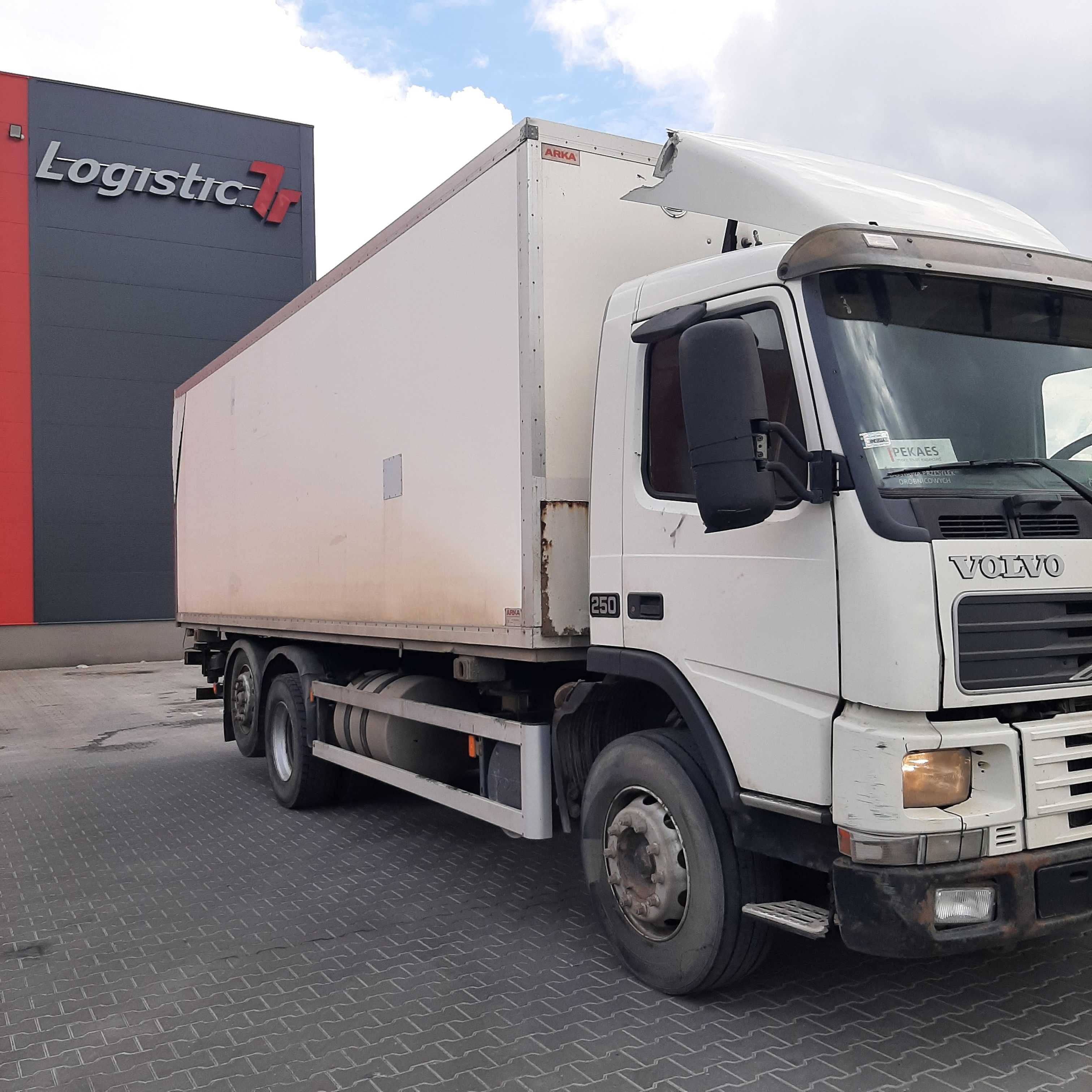 Volvo fm7 2001 rok