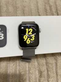 Продам Apple Watch Se 40