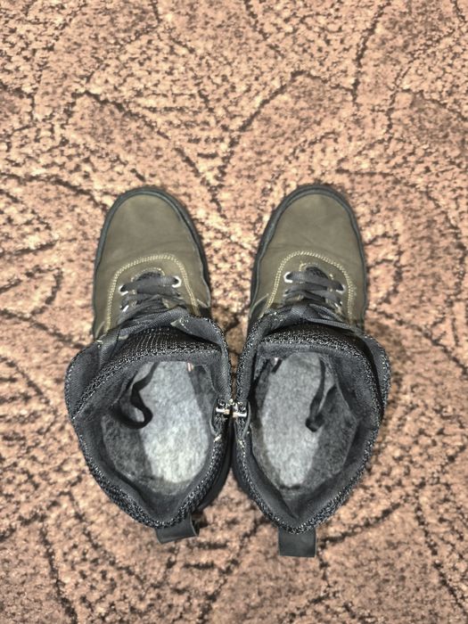 Дитячі підліткові зимові черевики-кросівки на блискавці та шнурівці.