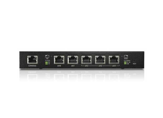 Маршрутизатор (роутер) Ubiquiti EdgeRouter ERPoe-5 отличном состоянии