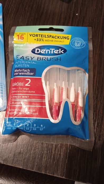 Продам міжзубні щітки DenTek
