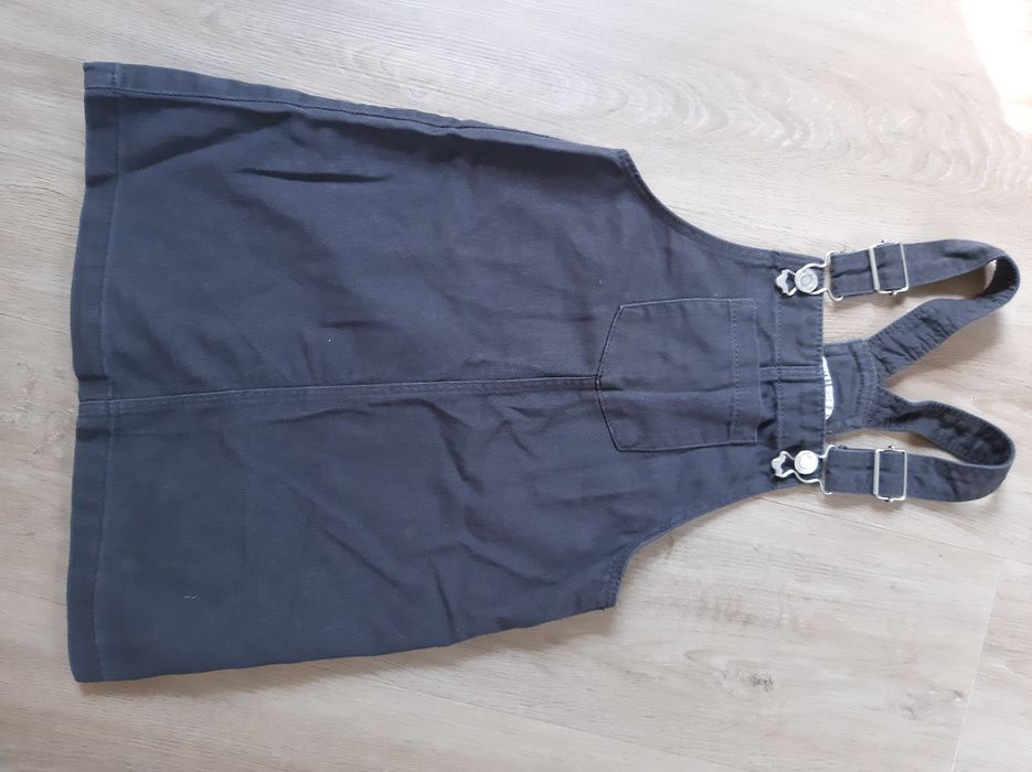 Spódniczka na szelkach H&M jeansowa czarna rozm.122