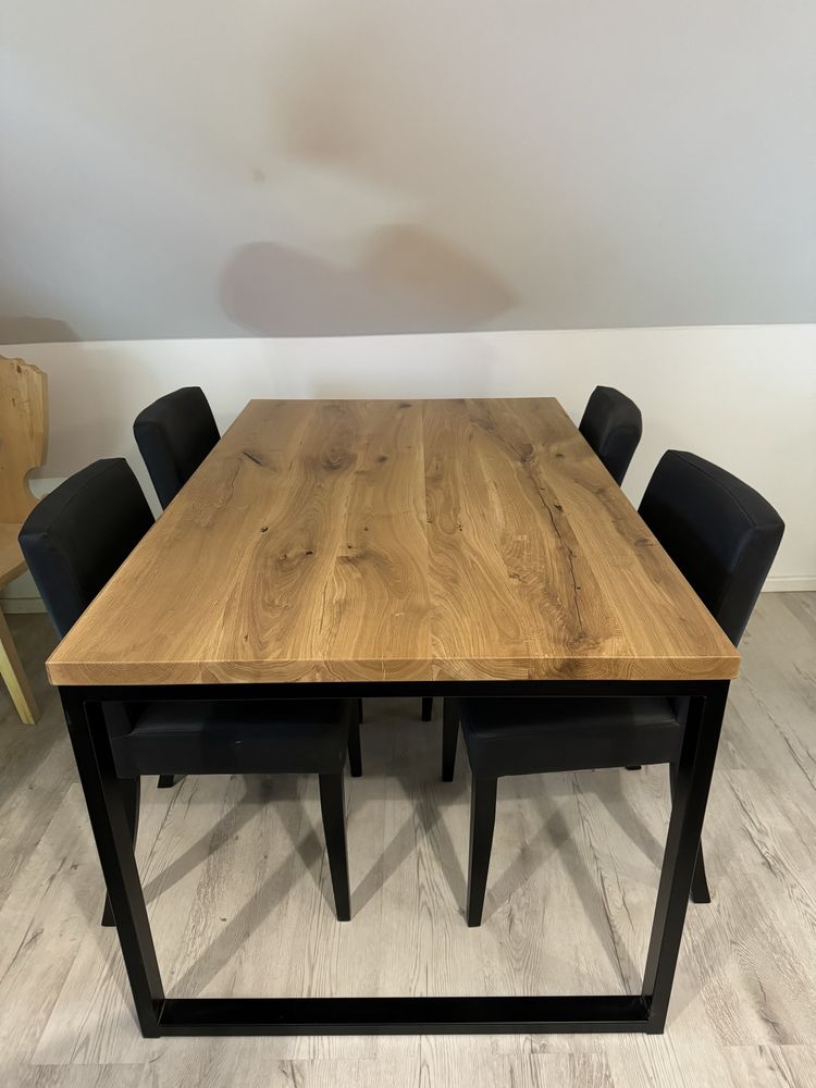 Stol drewniany 140x90 plus 4 krzesla,powystawowy,PROMOCJA!!