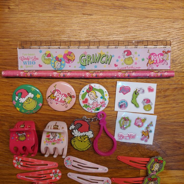 Kalendarz adwentowy Grinch akcesoria do włosów