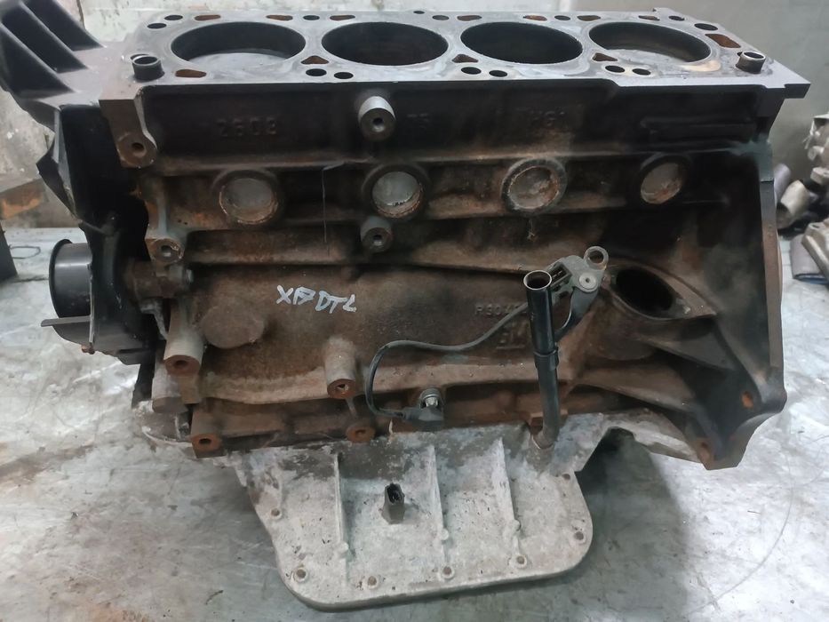BLOCO DO MOTOR ARMADO COM PISTONS E CAMBOTA OPEL ASTRA 1.7TD X17DTL