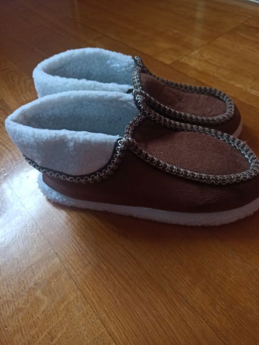 Kapcie bambosze damskie