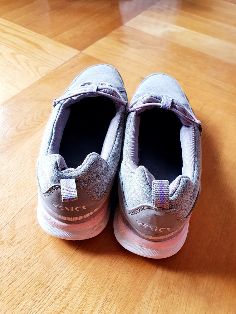Buty sportowe do szkoły adidasy r.34