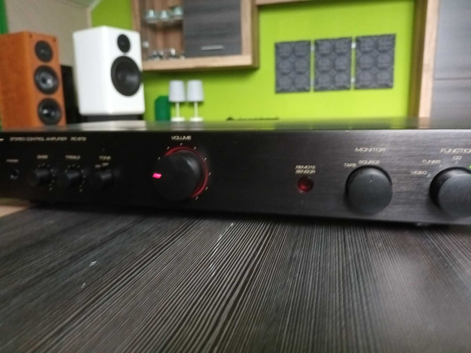 Przedwzmacniacz Rotel RC 972