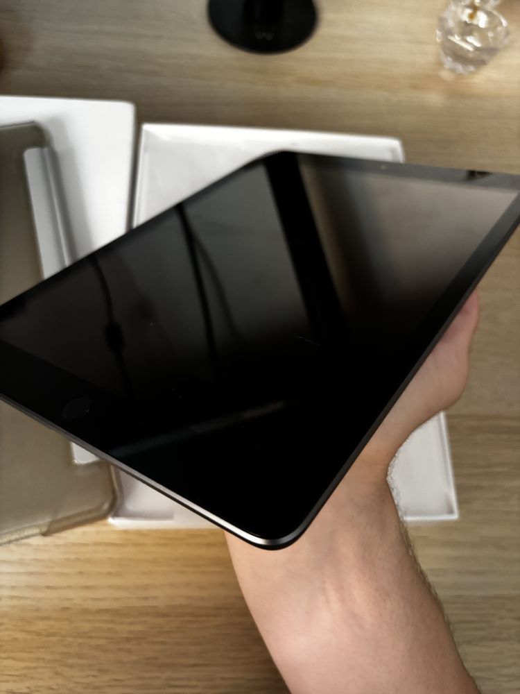 iPad 9th Gen 64GB