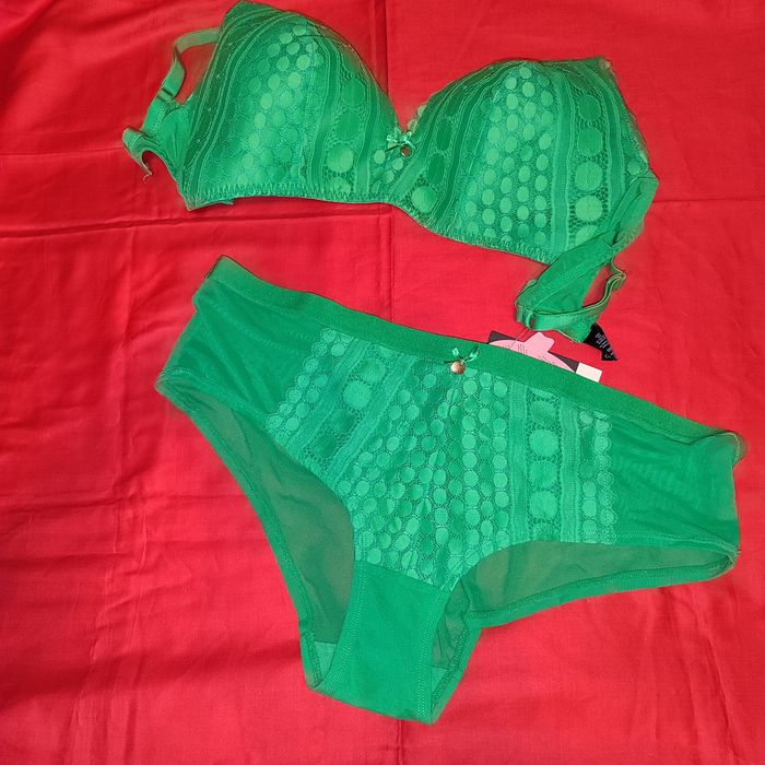 George комплект белья 38В бюстгальтер+14 р-р