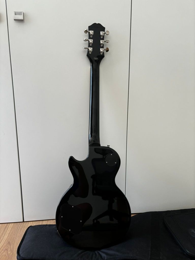 Guitarra Les Paul Classic Ebony