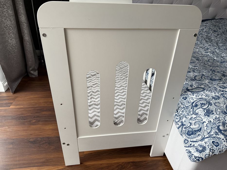 Łóżeczko niemowlęce