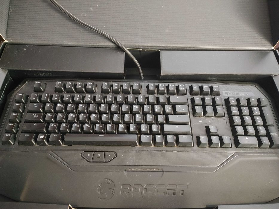 Механічна ігрова клавіатура Roccat Ryos MK FX ARGB Cherry MX Brown