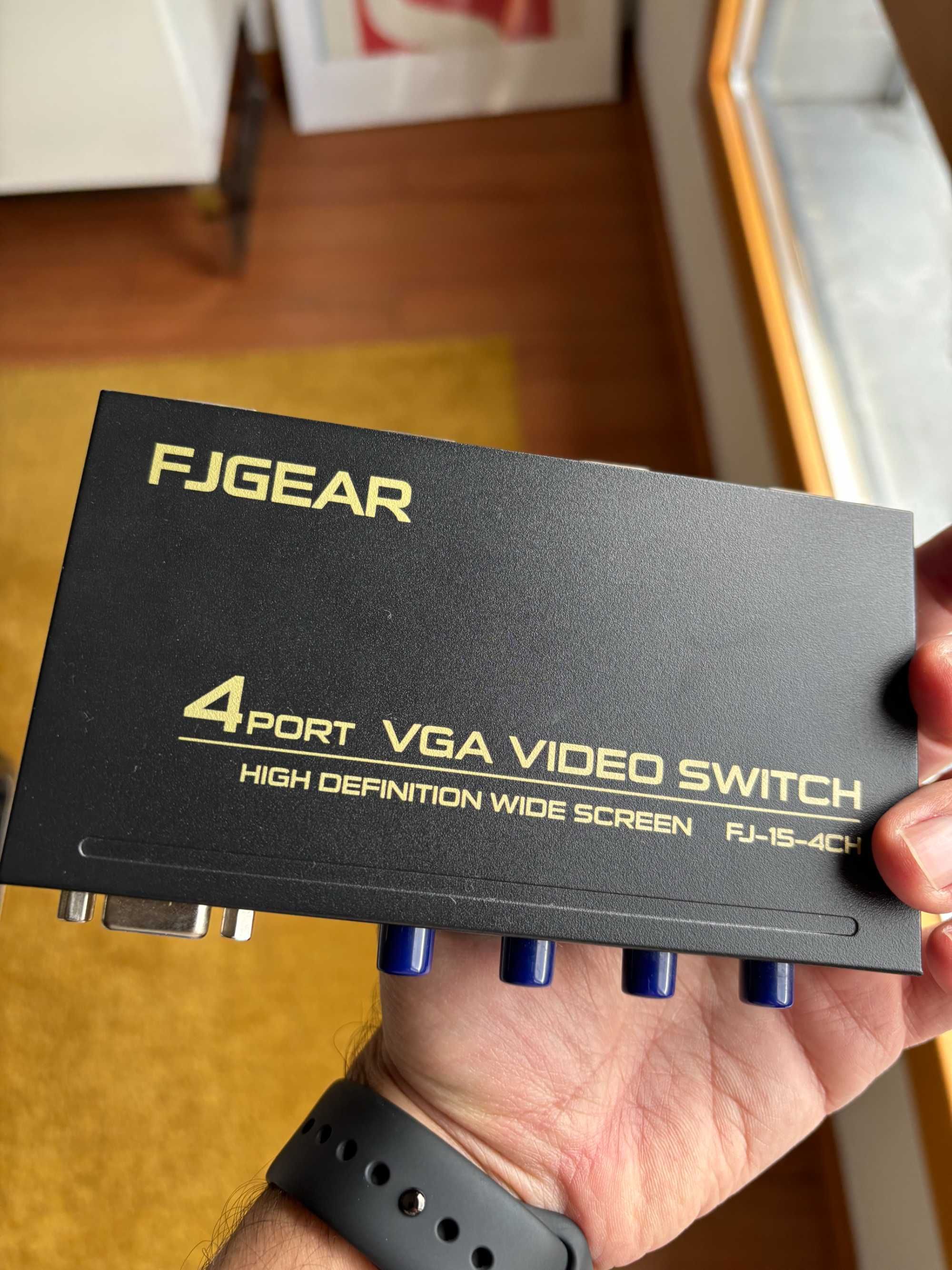 Video Swith VGA de 4 portas