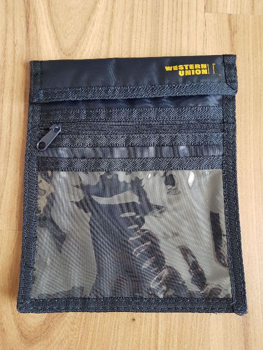 Saszetka na dokumenty podróżna na pasek szawieszka pieniądze etui szyj