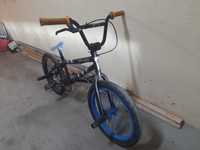 Rower bmx wyczynowy.