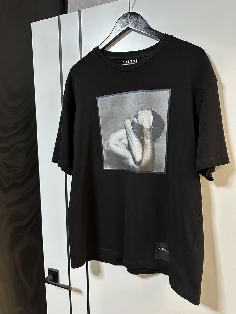 Футболка Zara x Mapplethorpe