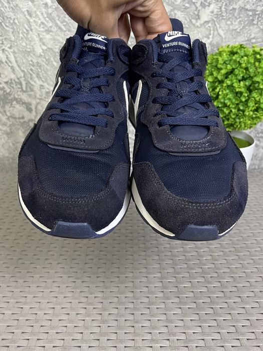 Nike Venture Runner кроссовки 46 размер беговые синие оригинал