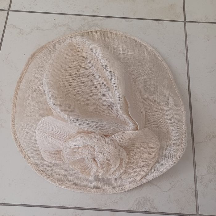 Kapelusz angielski przewiewny nowy