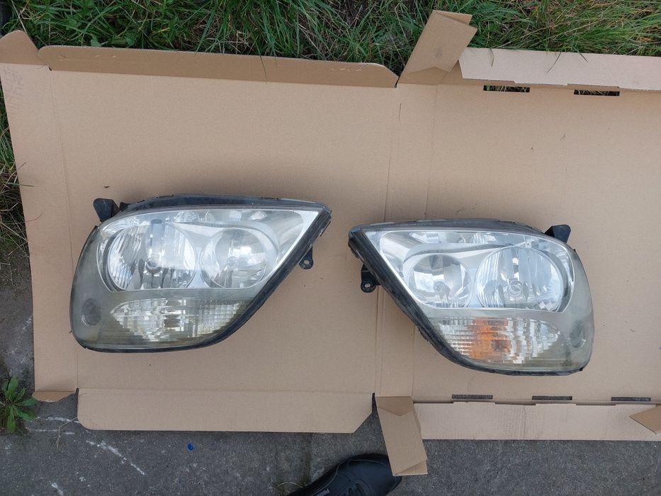 lampa przód przednia lewa prawa Renault scenic 2 lift