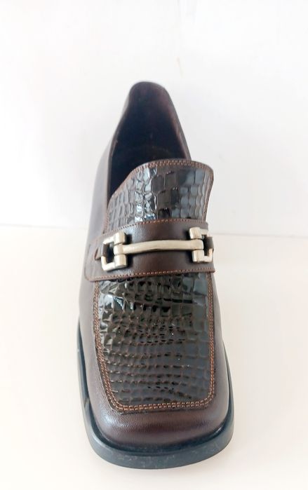 Sapatos em pele genuína Outono Inverno.