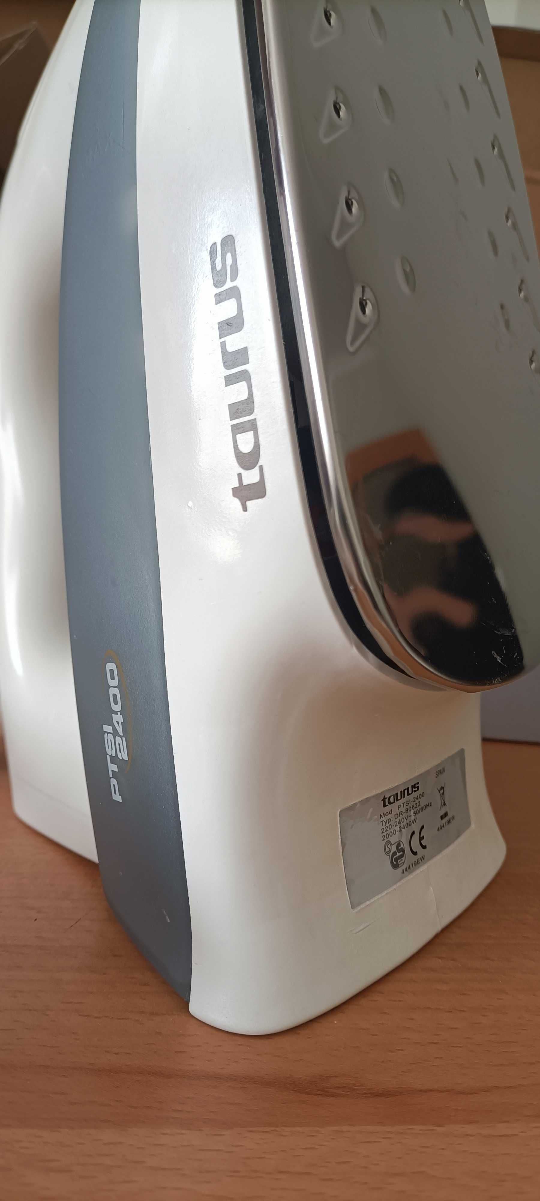 Ferro de engomar Taurus 2400w nunca usado