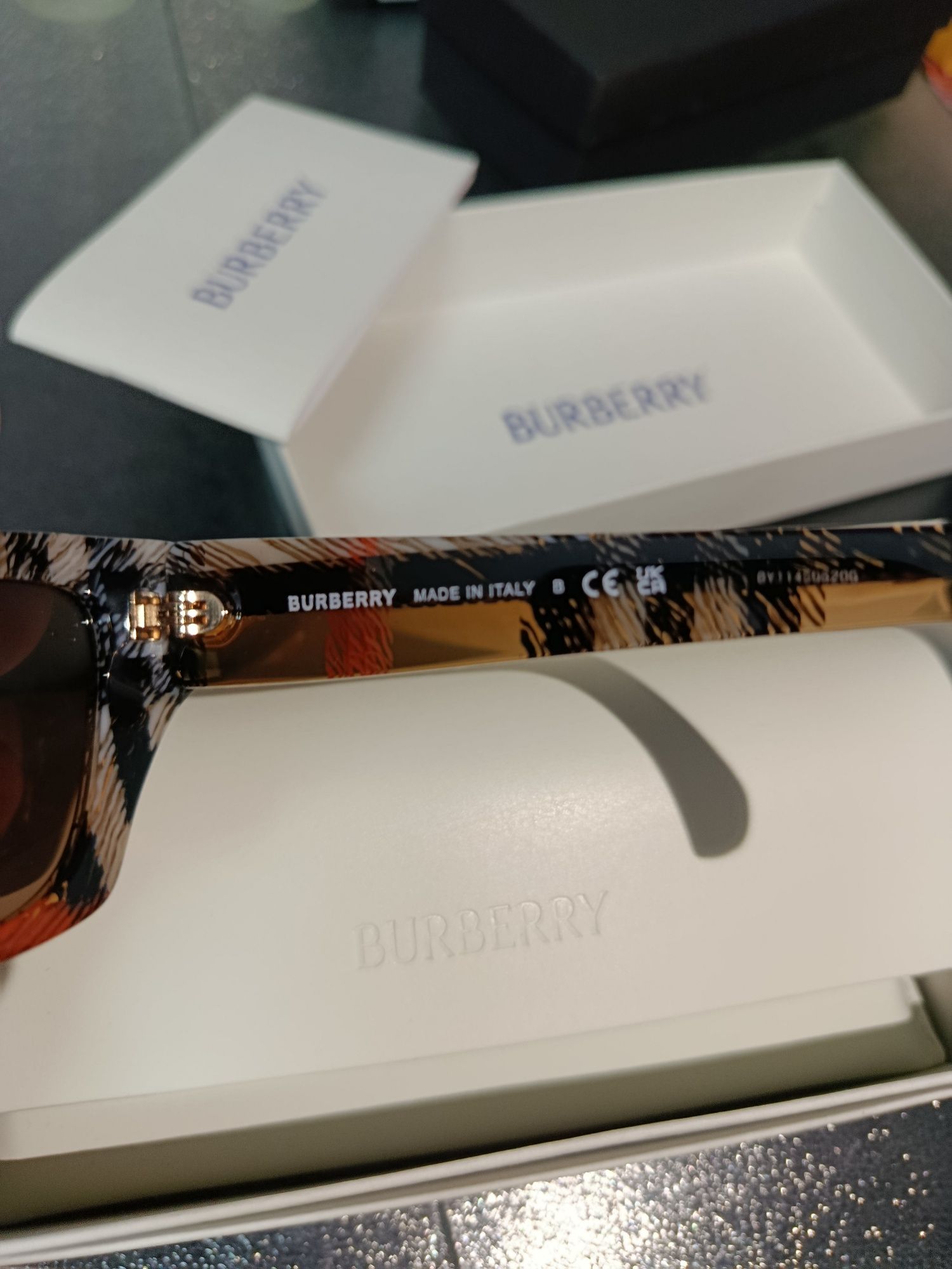Óculos sol Burberry novos