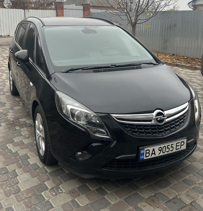 Opel zafira taurer 2012