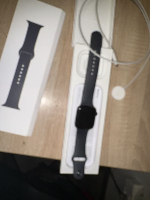 Sprzedam Apple Watch SE