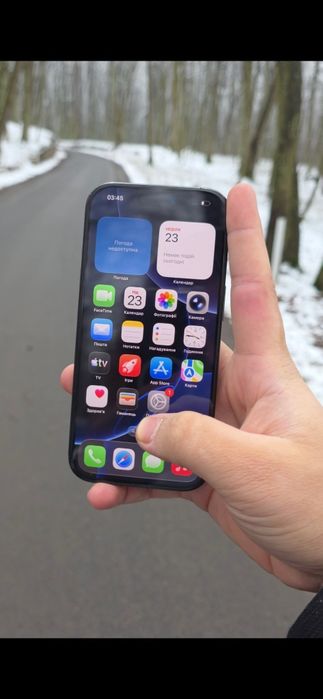 Iphone 16 pro. Європа фізична сімкарта акумулятор 100%